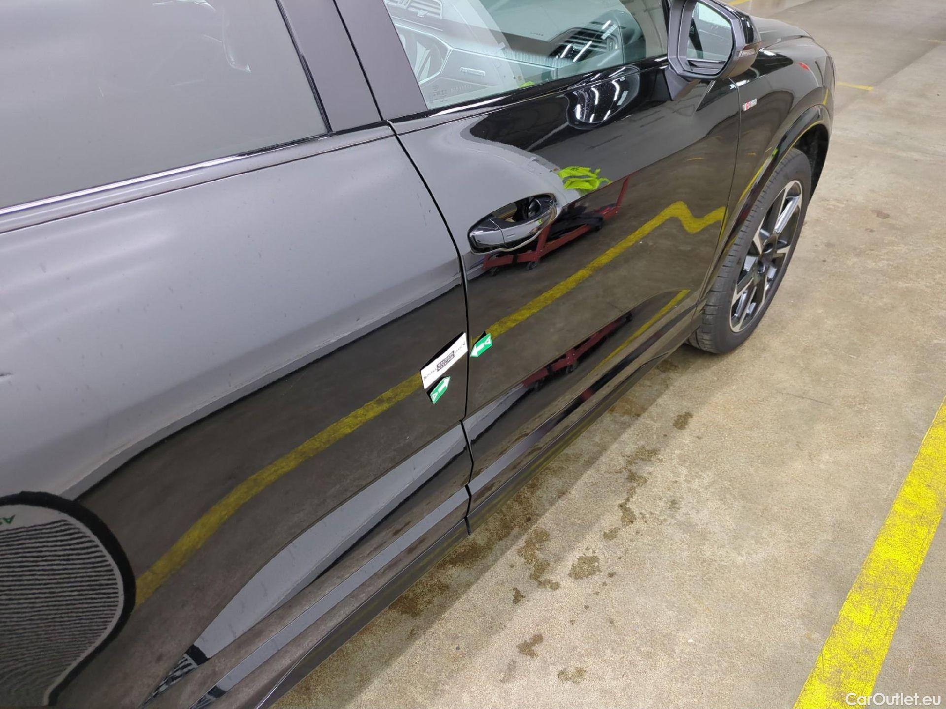  Audi  Q3 AUDI  Sportback / 2019 / 5P / SUV 35 TFSI 150 MHEV S Tronic 7 S EDITION(SL) #14