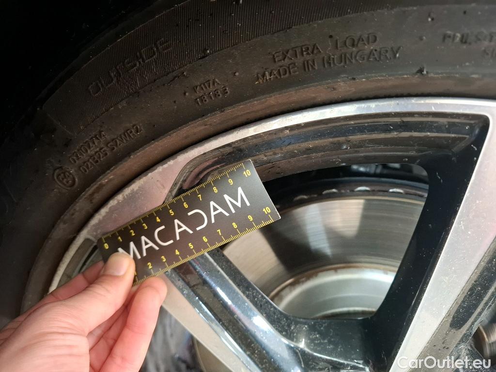  Audi  Q3 AUDI  / 2018 / 5P / SUV 45 TFSI E 245 S TRONIC S LINE #9