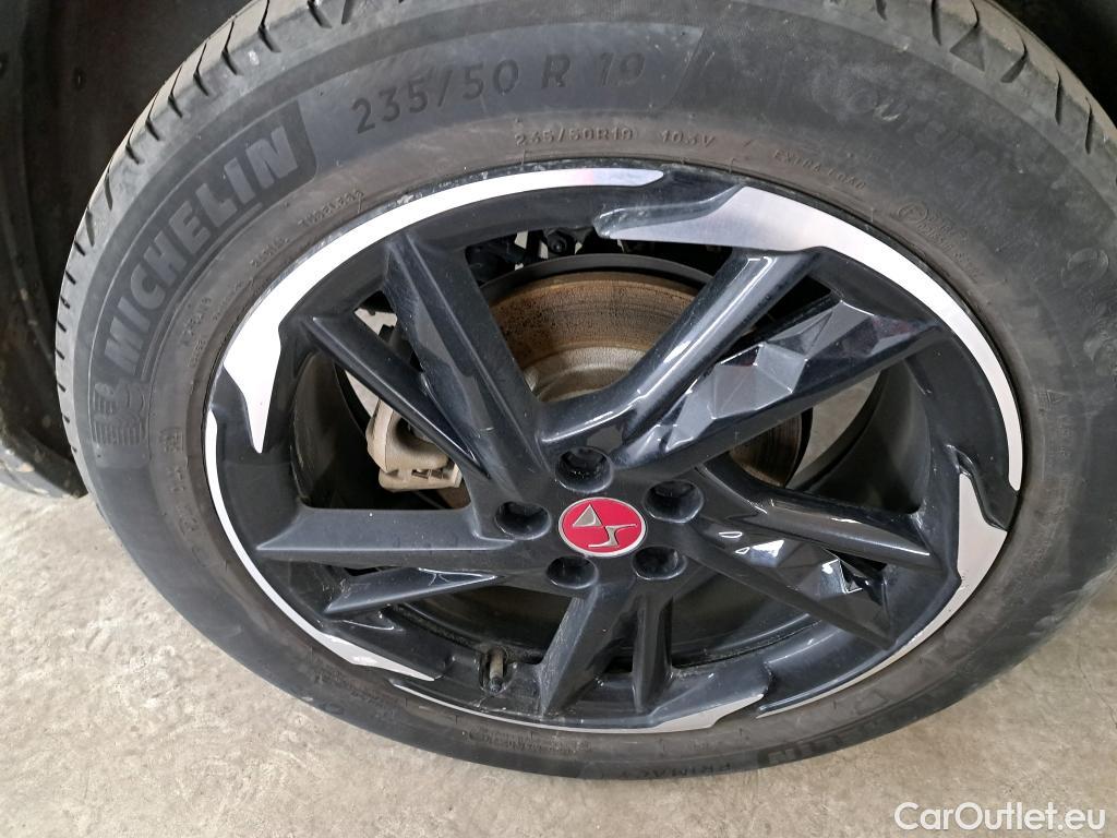  DS  DS7 DS DS 7 Crossback / 2017 / 5P / SUV E-TENSE 4x4 300 PERFORMANCE Line #23