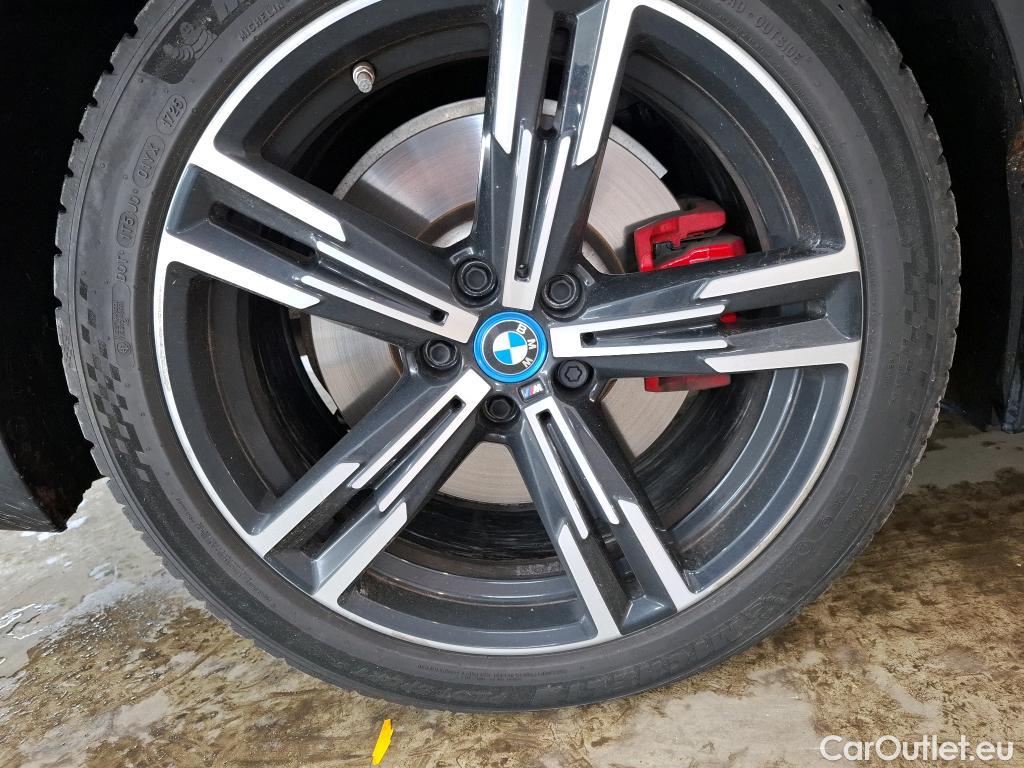  Bmw  Serie 3 BMW Série 3 Touring / 2022 / 5P / Break 320e xDrive 204ch M Sport BVA8 Hybride #28