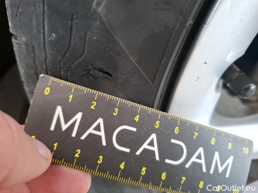  Cupra  Formentor CUPRA  / 2020 / 5P / SUV 1.4 e-HYBRID 204ch DSG6 Business Edition #9