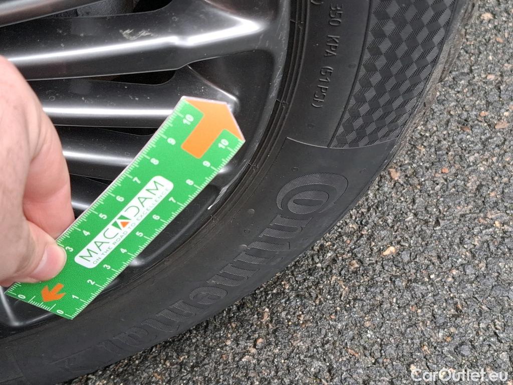  Fiat  500 FIAT   2020  3P  Berline 42kWh Icône #4