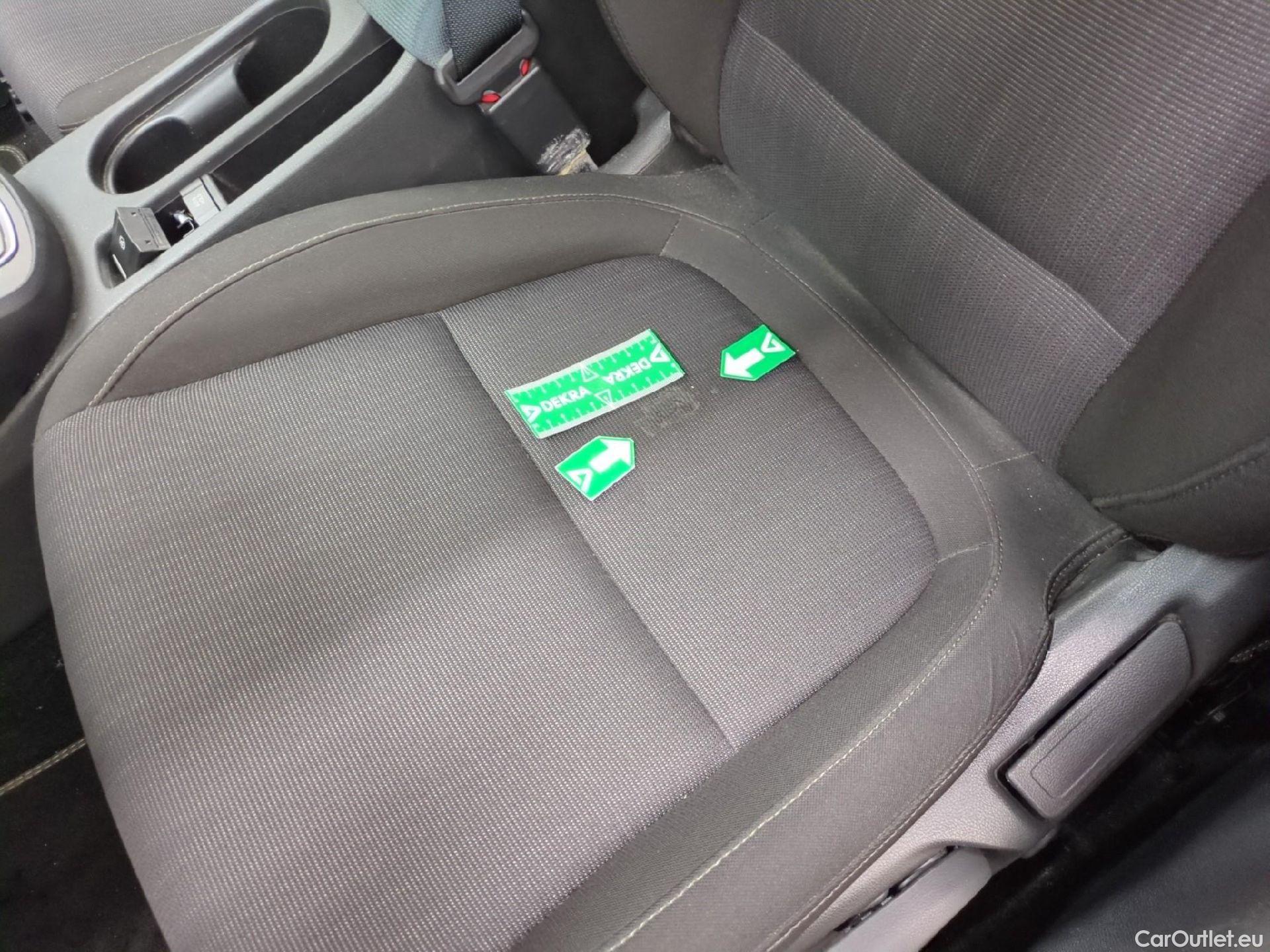  Hyundai  Konna Kona Business Hybrid 2WD 1.6 GDI 140CV BVA6 E6d #4