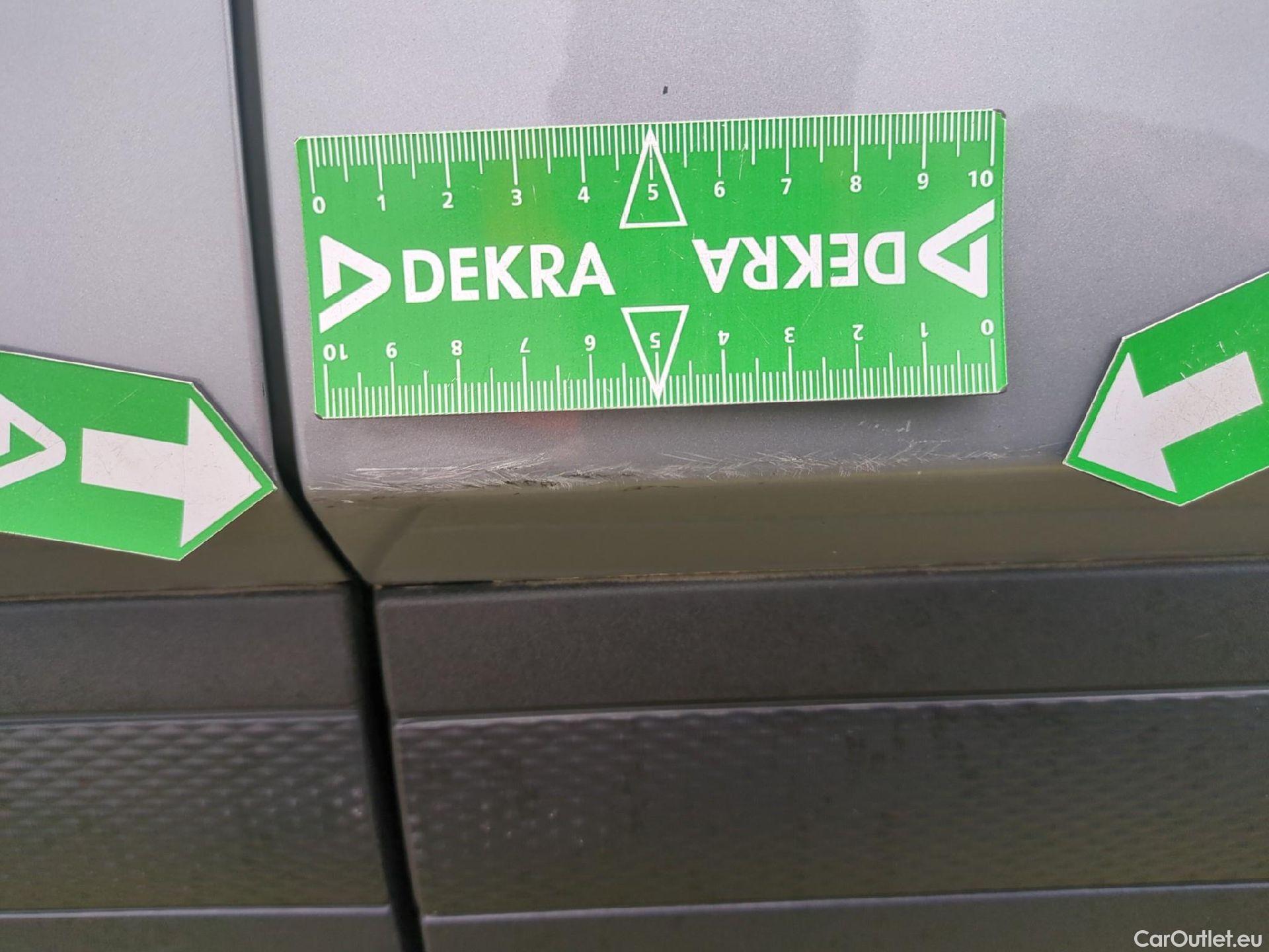  Ford  Kuga FORD  / 2019 / 5P / SUV 2.5 Dur 225 hybrid PHEV Pshift Titanium #18