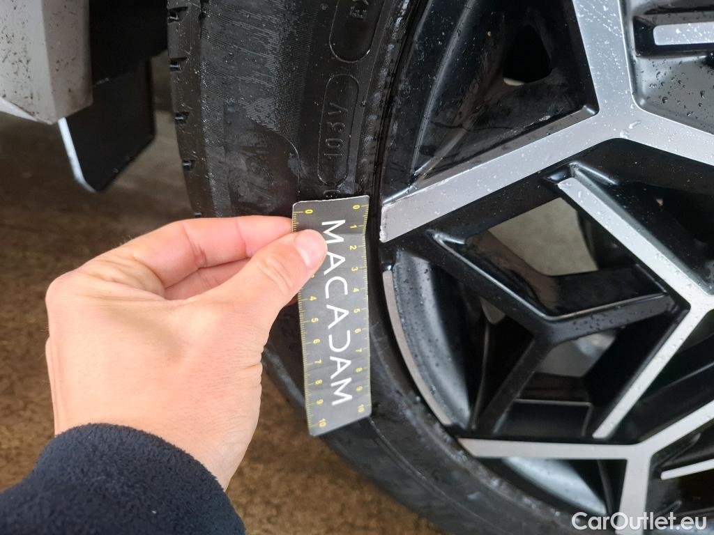  Hyundai  Tucson HYUNDAI  / 2020 / 5P / SUV 1.6 PHEV 265 HTRAC N LINE EXECU 4WD AUTO #28