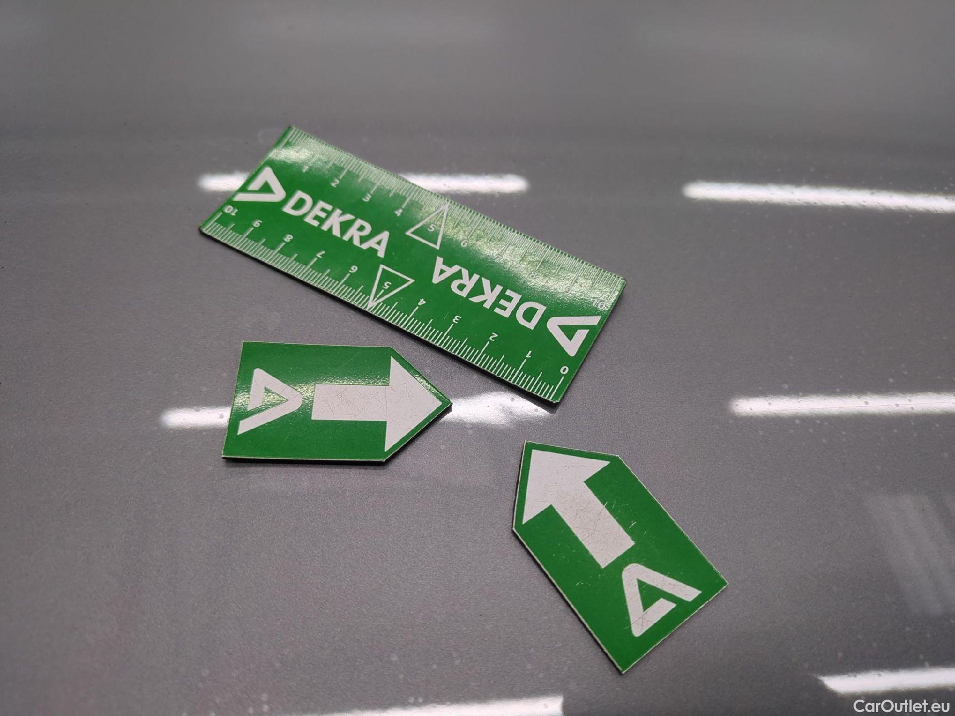  Ford  Kuga FORD  / 2019 / 5P / SUV 2.5 Dur 225 hybrid PHEV Pshift Titanium #23