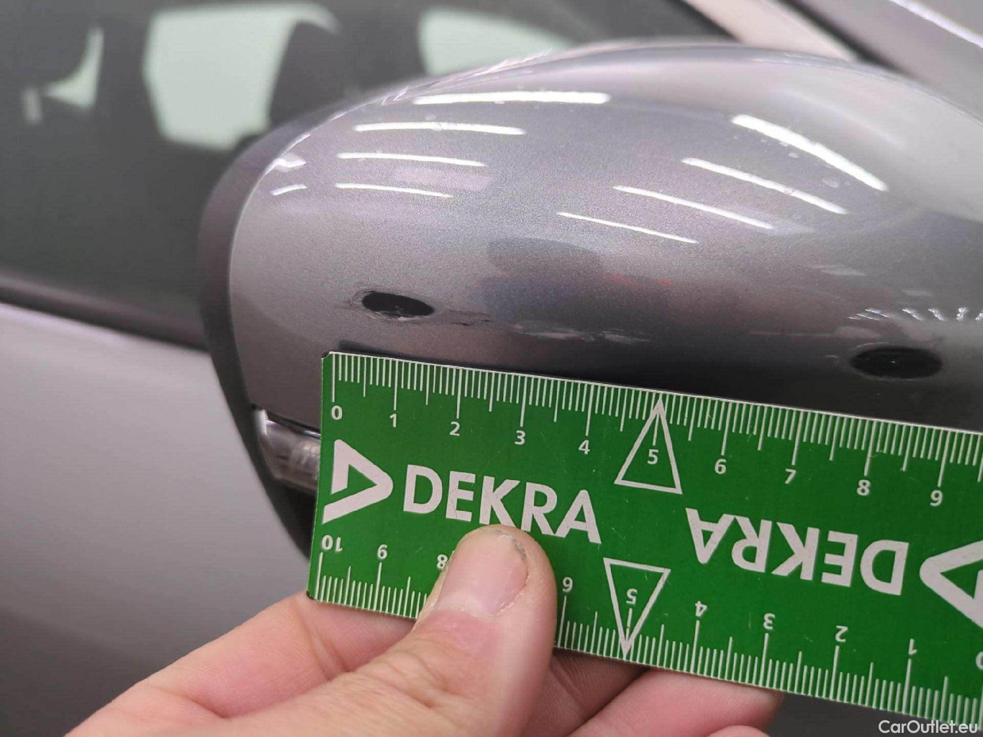  Ford  Kuga FORD  / 2019 / 5P / SUV 2.5 Dur 225 hybrid PHEV Pshift Titanium #35