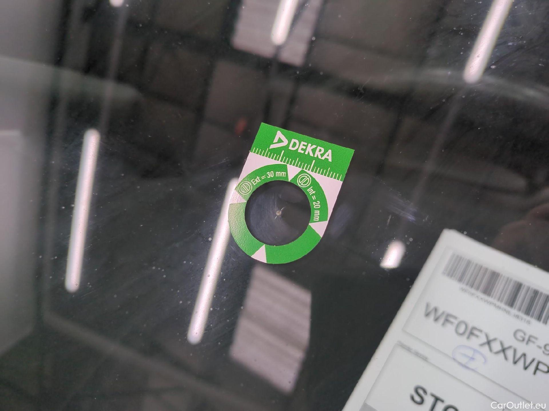  Ford  Kuga FORD  / 2019 / 5P / SUV 2.5 Dur 225 hybrid PHEV Pshift Titanium #39