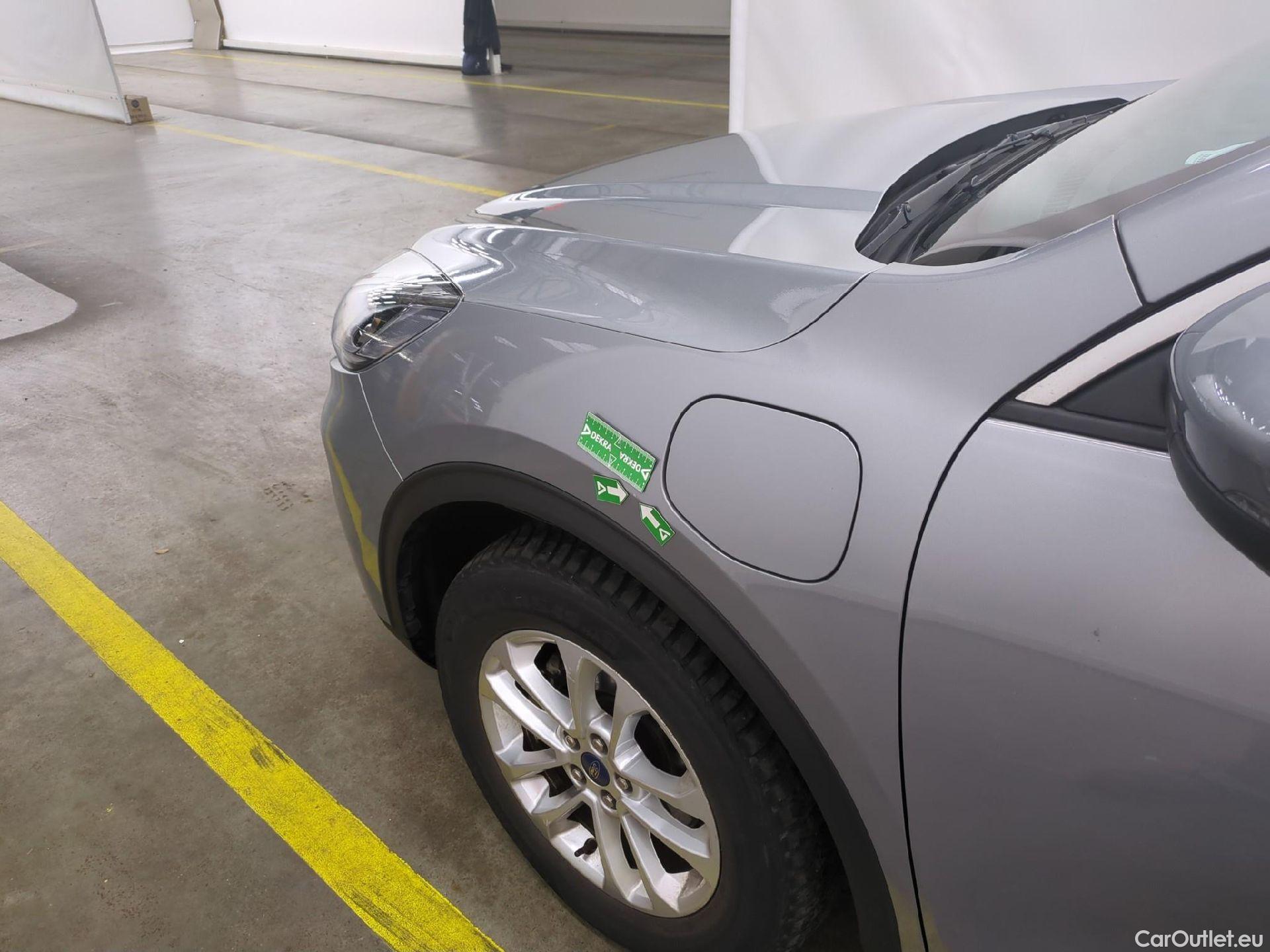  Ford  Kuga FORD  / 2019 / 5P / SUV 2.5 Dur 225 hybrid PHEV Pshift Titanium #14