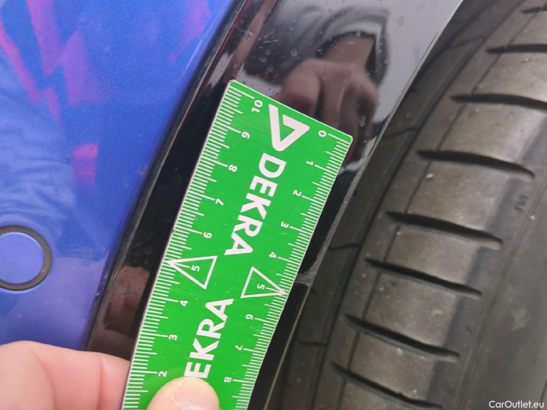  KIA  Sportage KIA  / 2021 / 5P / SUV 1.6 T-GDI 265 PHEV AUTO 4WD GT-L PREM BU #15