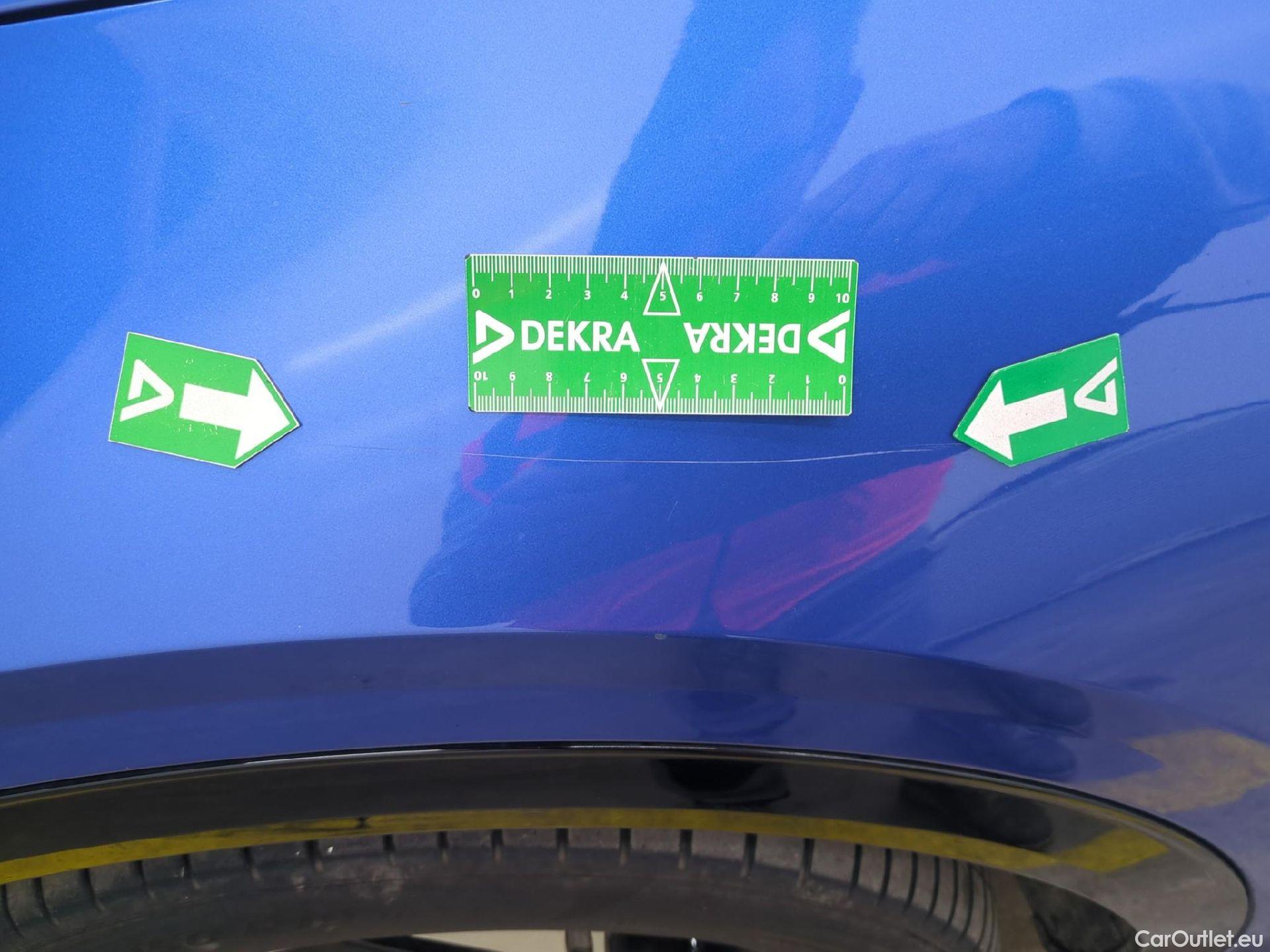  KIA  Sportage KIA  / 2021 / 5P / SUV 1.6 T-GDI 265 PHEV AUTO 4WD GT-L PREM BU #17