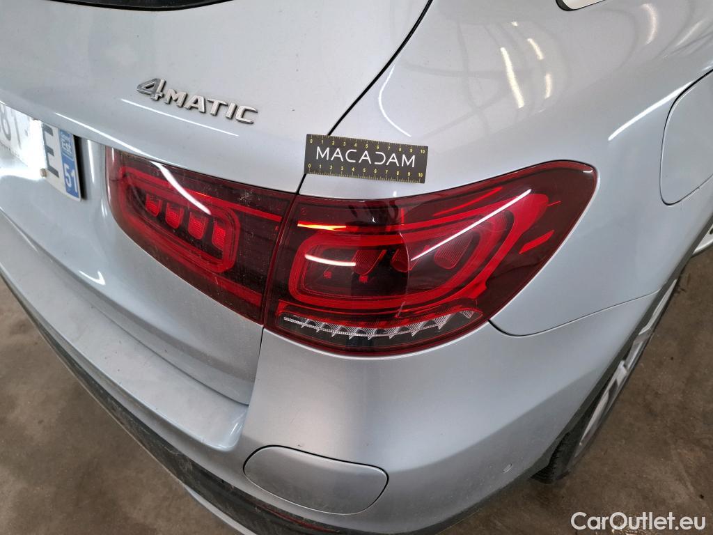  Mercedes  G-Klasee MERCEDES-BENZ GLC / 2019 / 5P / SUV 2.0 GLC 300 DE AMG LINE 4MATIC #22