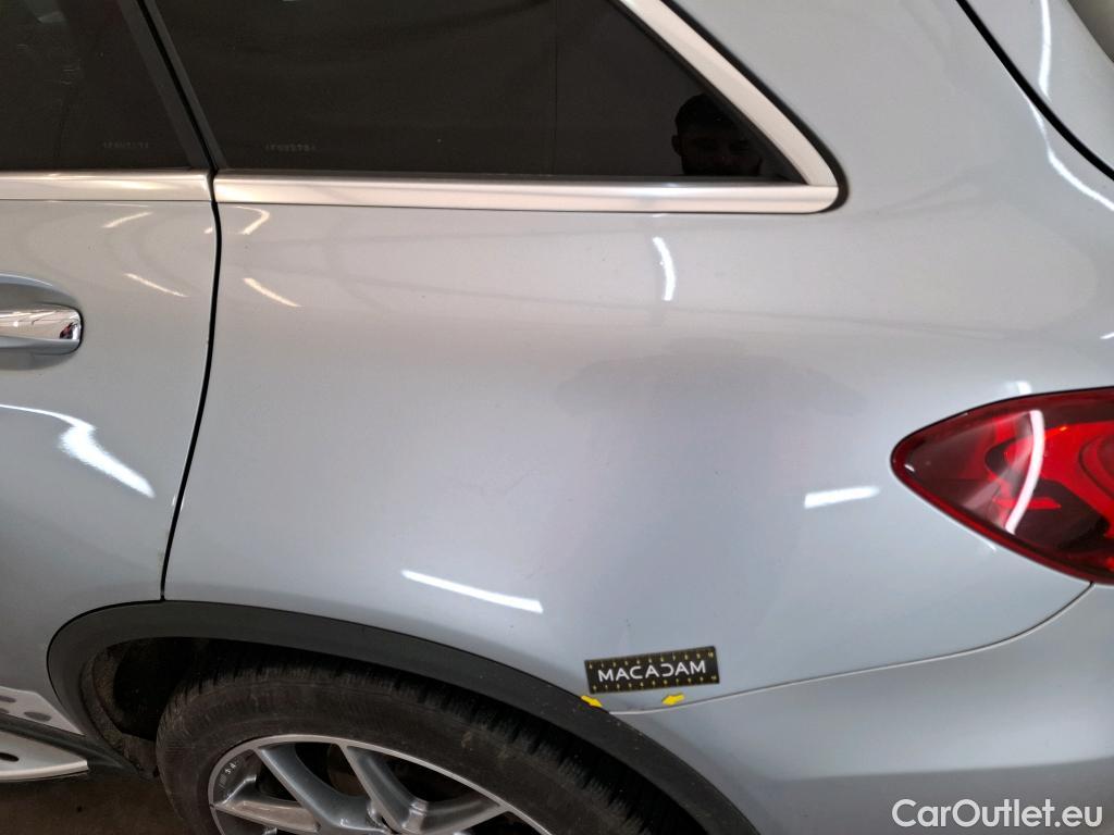  Mercedes  G-Klasee MERCEDES-BENZ GLC / 2019 / 5P / SUV 2.0 GLC 300 DE AMG LINE 4MATIC #18