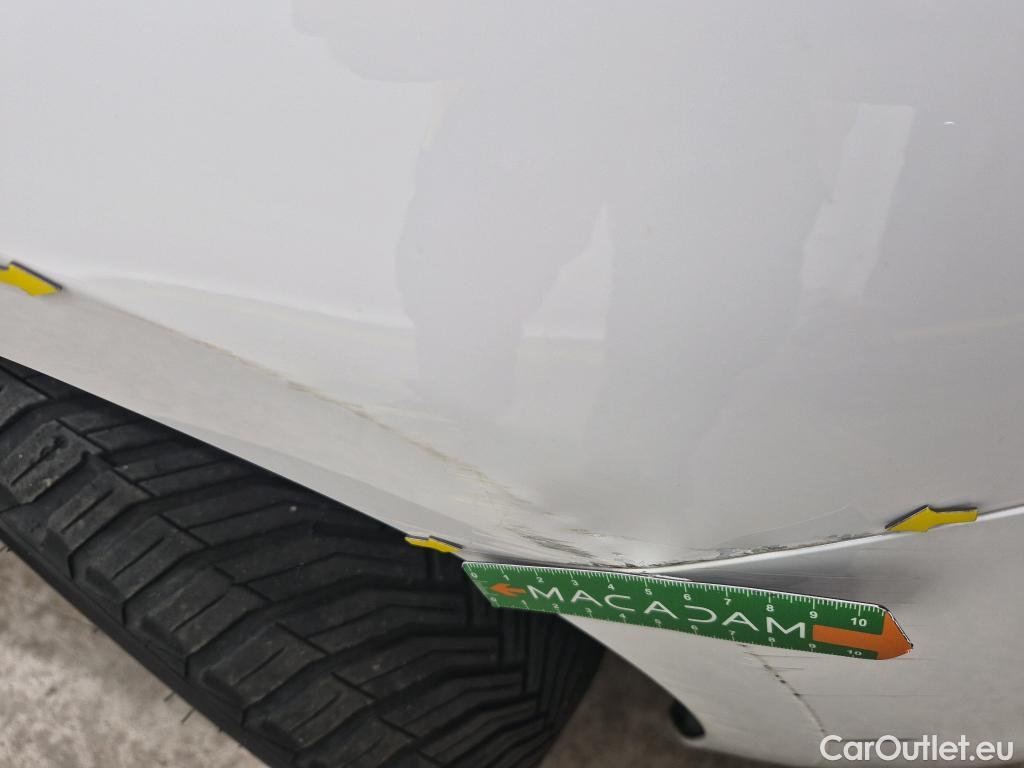  Opel  Corsa  F e Edition Business 50kWh BVA #8