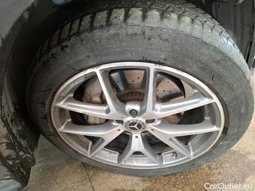  Mercedes  G-Klasee MERCEDES-BENZ GLC / 2019 / 5P / SUV 2.0 GLC 300 DE AMG LINE 4MATIC #1