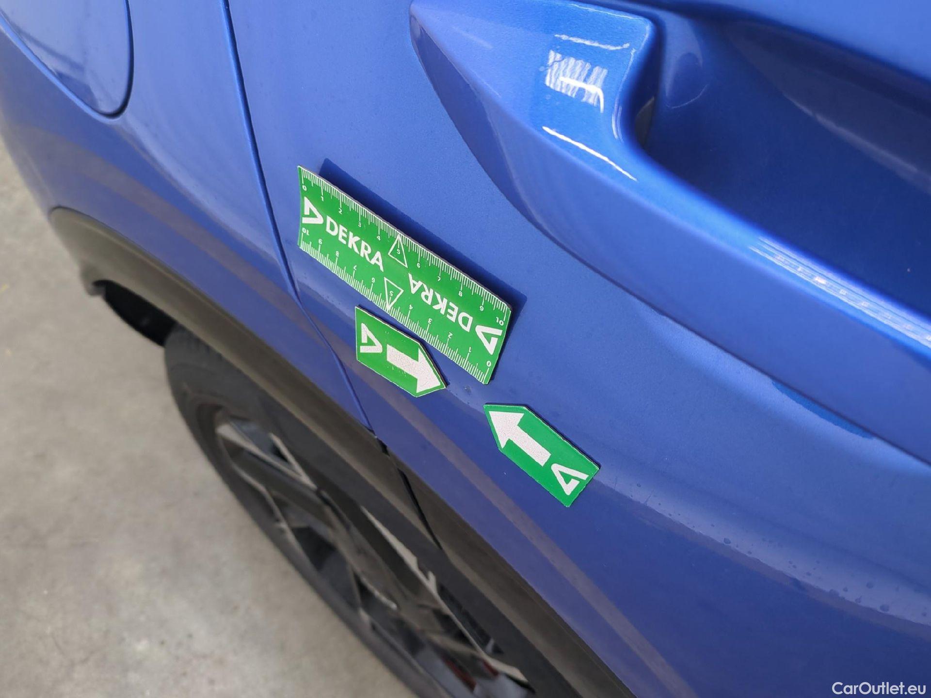  KIA  Sportage KIA  / 2021 / 5P / SUV 1.6 T-GDI 265 PHEV AUTO 4WD GT-L PREM BU #30