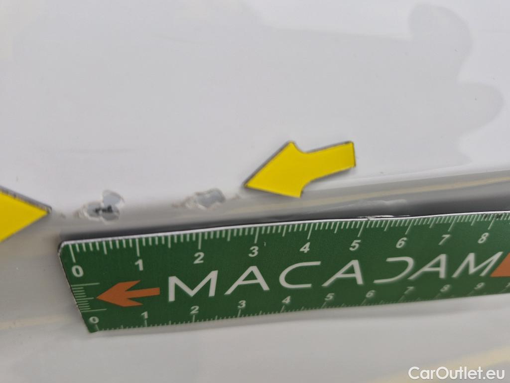  Opel  Corsa  F e Edition Business 50kWh BVA #32