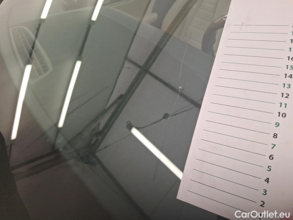  Mercedes  E-Klasse MERCEDES-BENZ Classe E Berline 4p Berline E 300 e Avantgarde Line BA9 #2