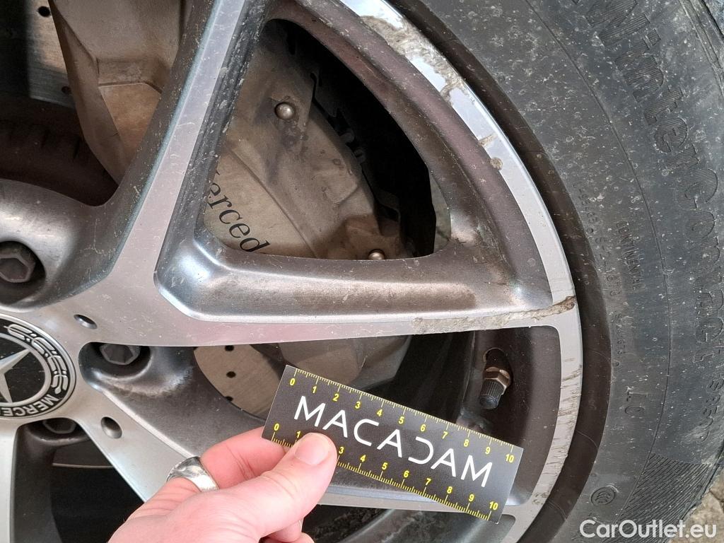  Mercedes  G-Klasee MERCEDES-BENZ GLC / 2019 / 5P / SUV 2.0 GLC 300 DE AMG LINE 4MATIC #16