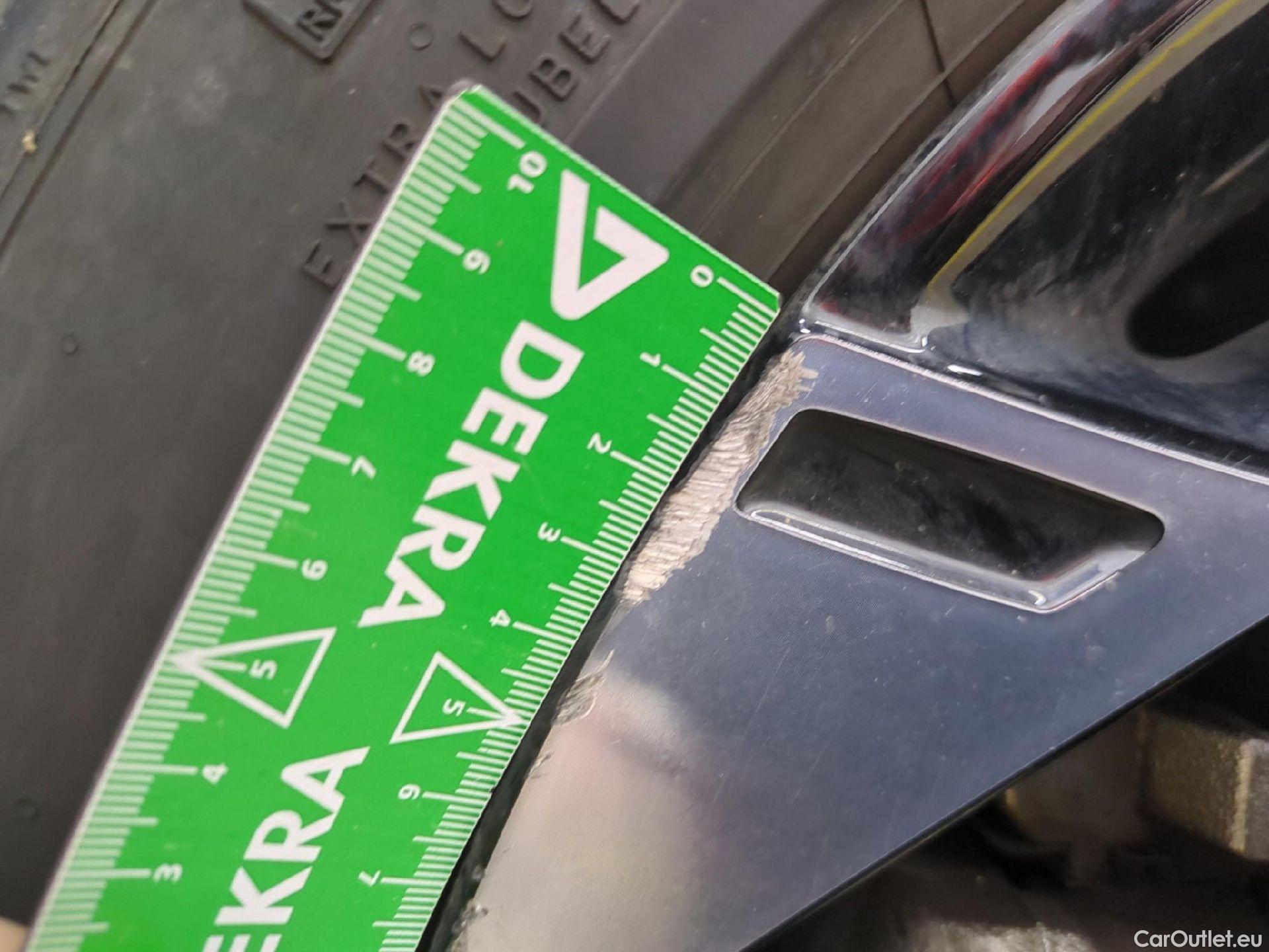  KIA  Sportage KIA  / 2021 / 5P / SUV 1.6 T-GDI 265 PHEV AUTO 4WD GT-L PREM BU #3