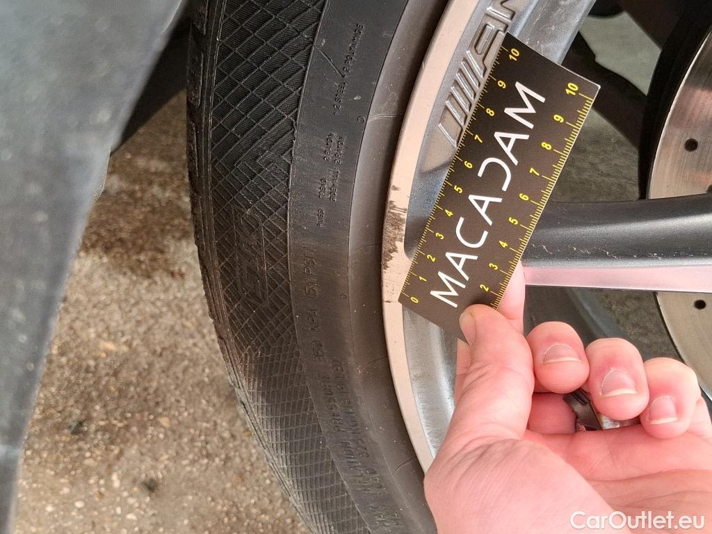  Mercedes  G-Klasee MERCEDES-BENZ GLC / 2019 / 5P / SUV 2.0 GLC 300 DE AMG LINE 4MATIC #17