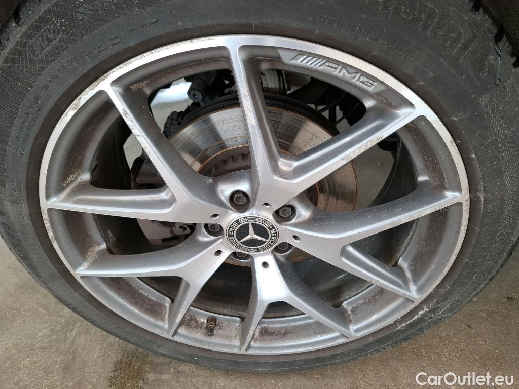  Mercedes  G-Klasee MERCEDES-BENZ GLC / 2019 / 5P / SUV 2.0 GLC 300 DE AMG LINE 4MATIC #11