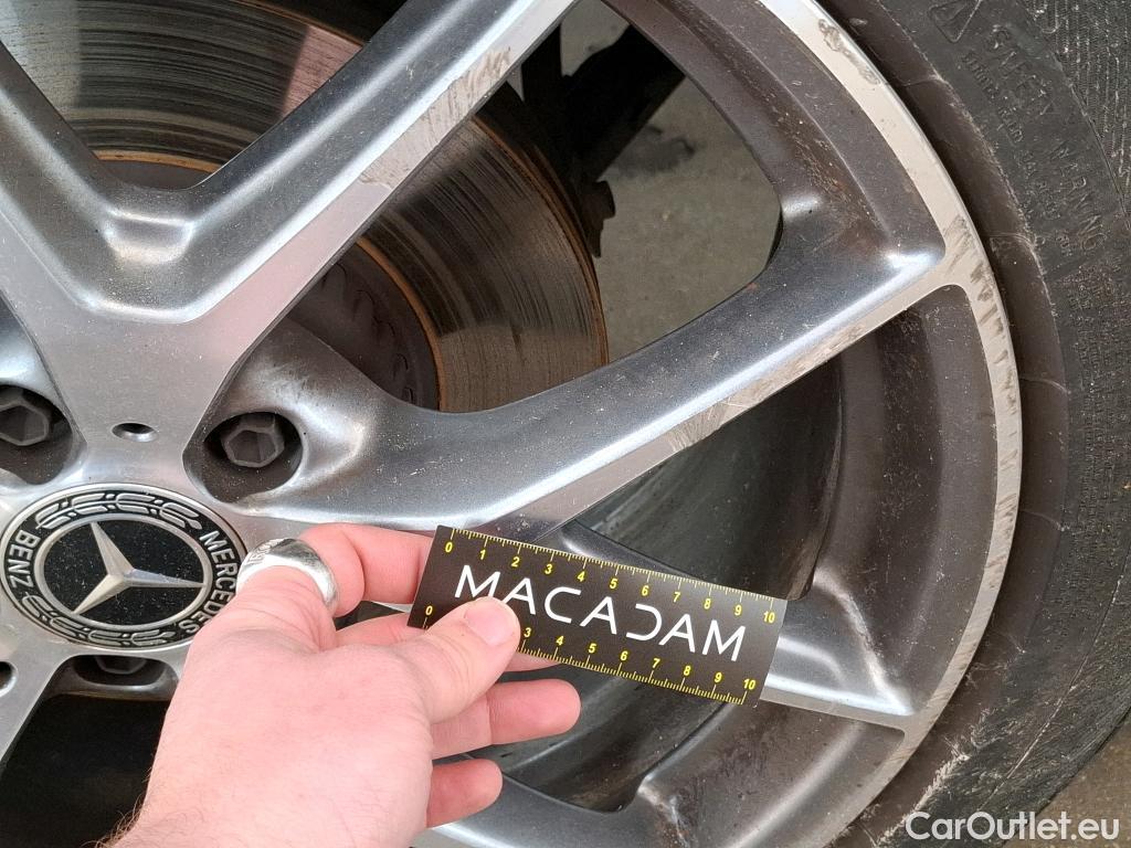  Mercedes  G-Klasee MERCEDES-BENZ GLC / 2019 / 5P / SUV 2.0 GLC 300 DE AMG LINE 4MATIC #13