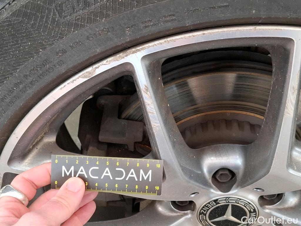  Mercedes  G-Klasee MERCEDES-BENZ GLC / 2019 / 5P / SUV 2.0 GLC 300 DE AMG LINE 4MATIC #12