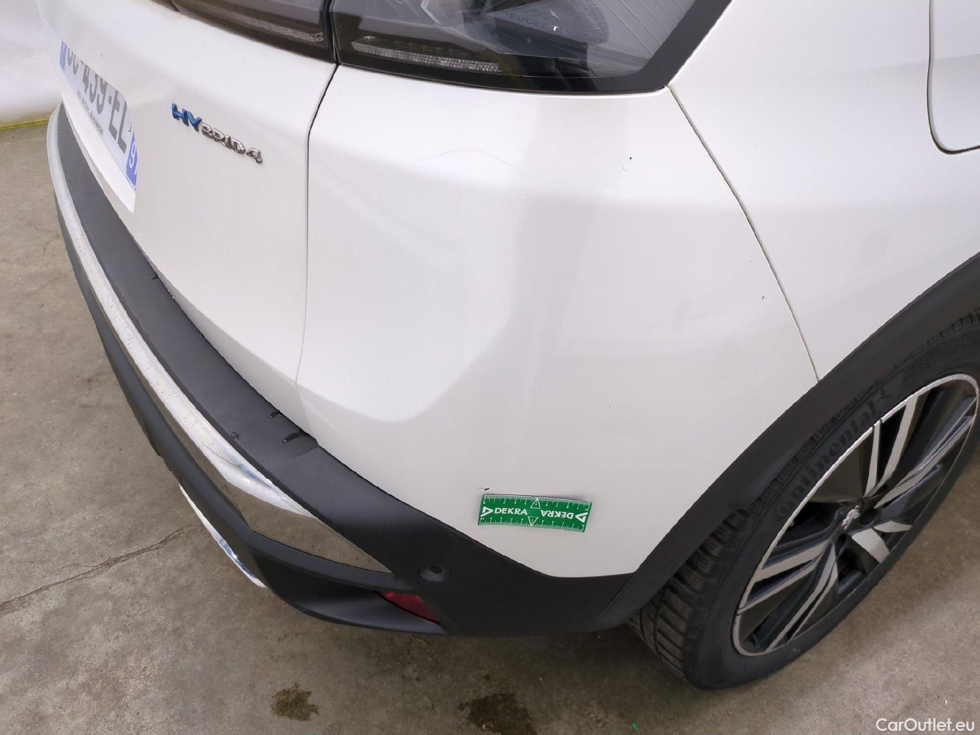  Peugeot  3008 PEUGEOT  / 2020 / 5P / SUV 1.6 HYBRID4 300 E-EAT8 GT Pack #42