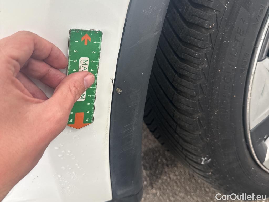  Tesla  Model Y TESLA  / 2020 / 5P / SUV Grand Autonomie Dual Motor AWD #35