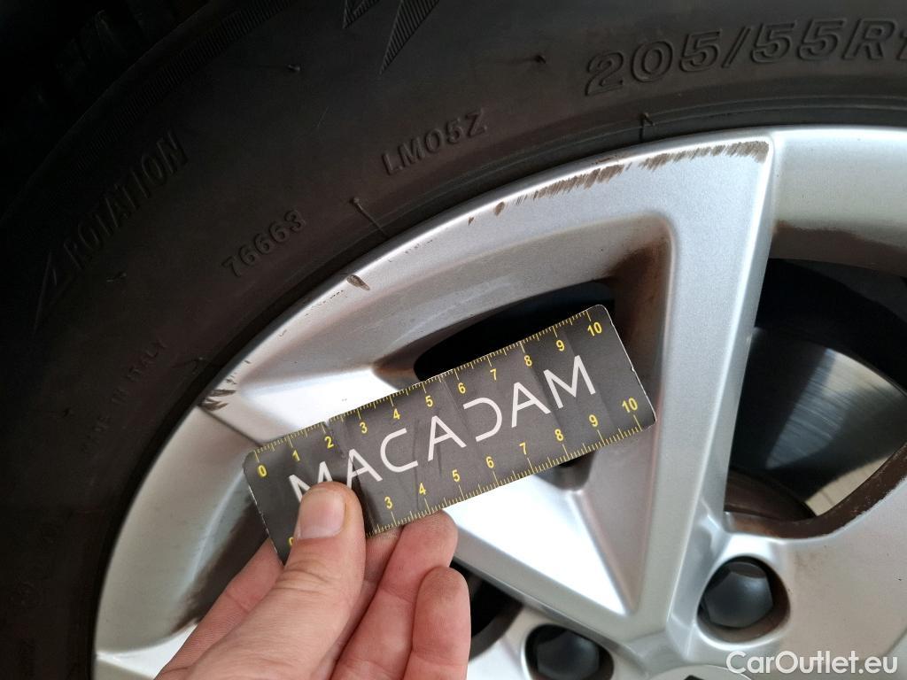  Seat  Leon SEAT  Sportstourer / 2020 / 5P / Break 1.0 eTSI 110 DSG S&S Style Business #7