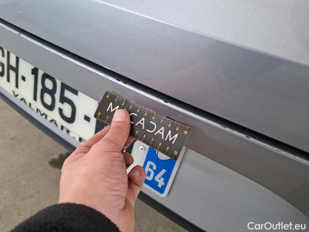  Seat  Leon SEAT  Sportstourer / 2020 / 5P / Break 1.0 eTSI 110 DSG S&S Style Business #3