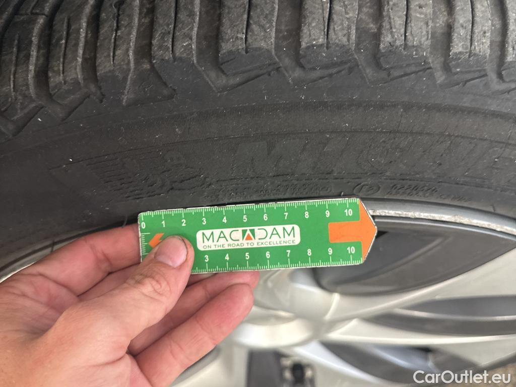  Tesla  Model Y TESLA  / 2020 / 5P / SUV Grand Autonomie Dual Motor AWD #10