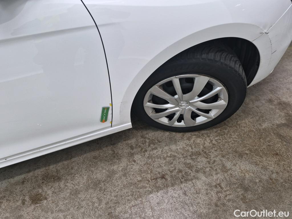  Opel  Corsa  F e Edition Business 50kWh BVA #47