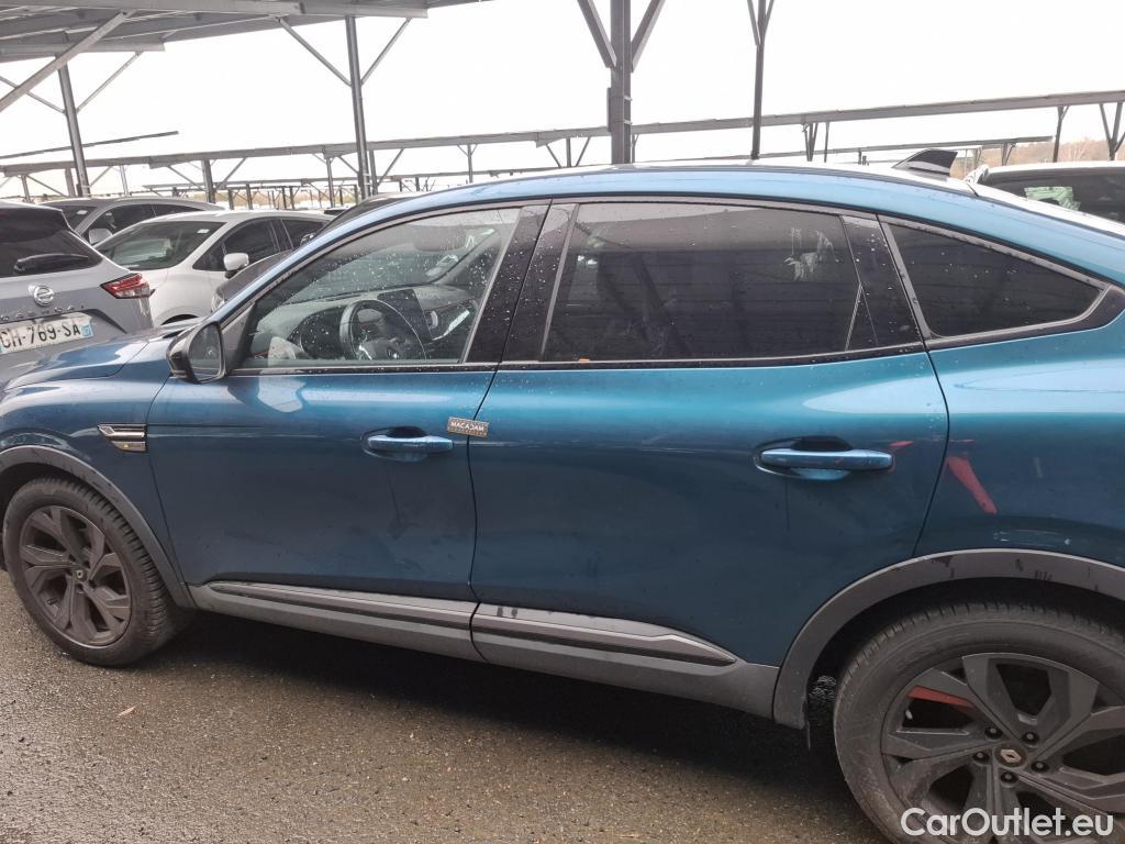  Renault  Arkana RENAULT  / 2021 / 5P / SUV R.S. Line TCe 160 EDC FAP - 21B #30