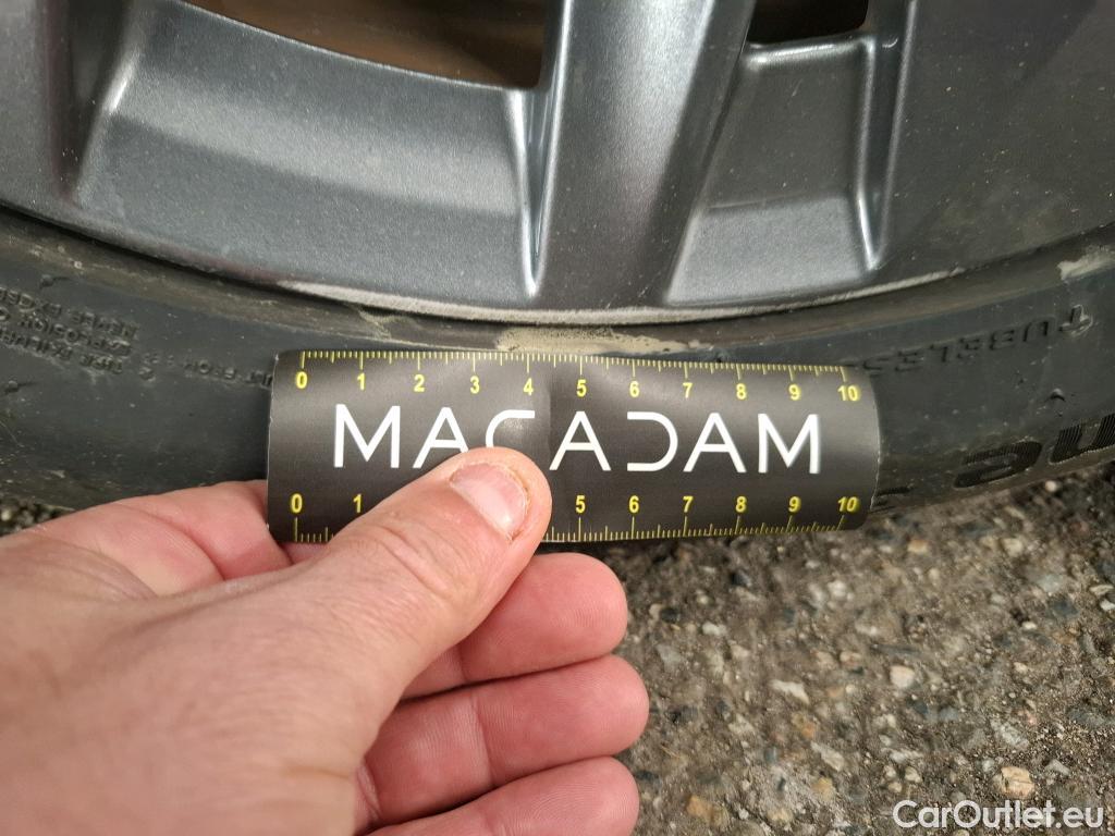  Peugeot  208  (e-) Allure 50kWh BVA #2