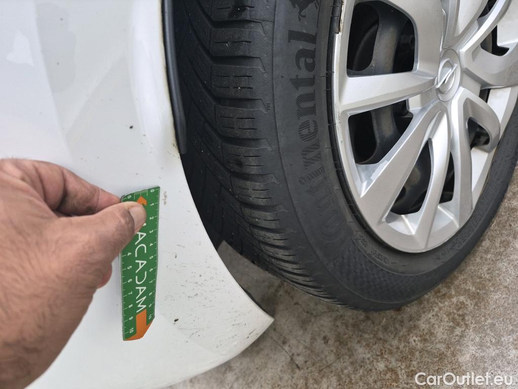  Opel  Corsa  F e Edition Business 50kWh BVA #54