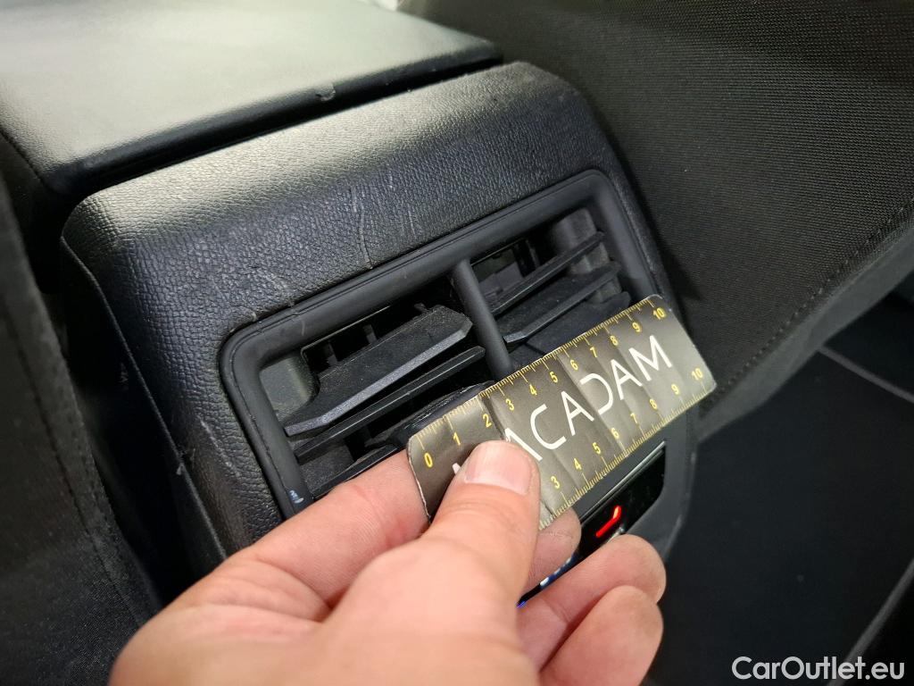  Seat  Leon SEAT  Sportstourer / 2020 / 5P / Break 1.0 eTSI 110 DSG S&S Style Business #46