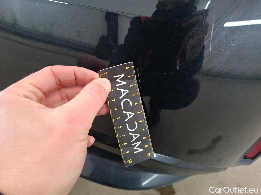  Toyota  Corolla TOYOTA  Touring Sports / 2018 / 5P / Break Hybride 122h Dynamic Business Stage Acad #40