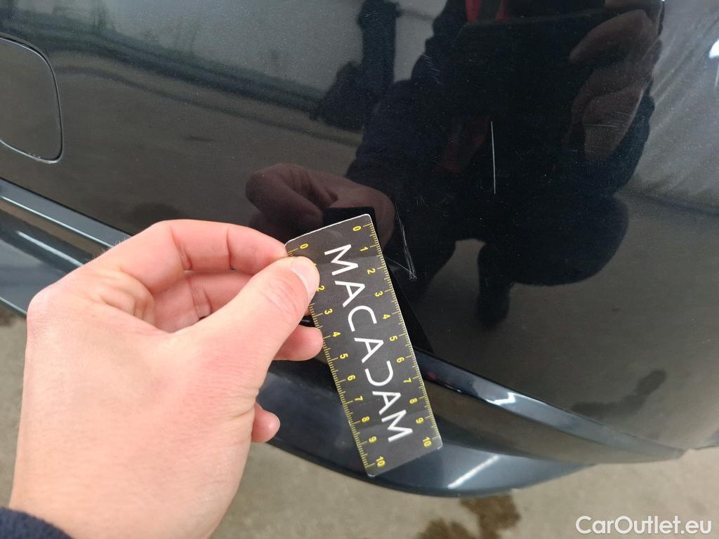  Toyota  Corolla TOYOTA  Touring Sports / 2018 / 5P / Break Hybride 122h Dynamic Business Stage Acad #39