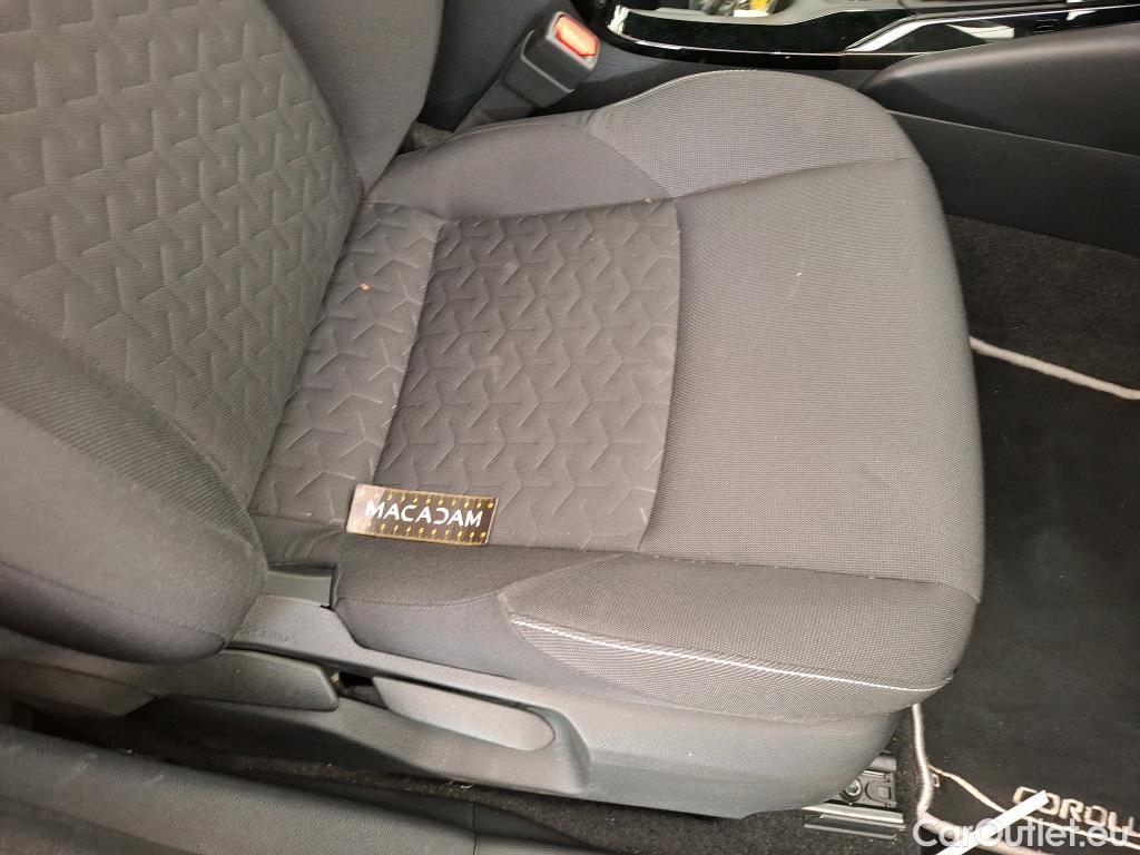  Toyota  Corolla TOYOTA  Touring Sports / 2018 / 5P / Break Hybride 122h Dynamic Business Stage Acad #15