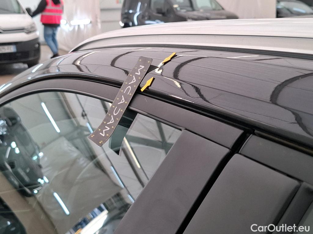  Toyota  Corolla TOYOTA  Touring Sports / 2018 / 5P / Break Hybride 122h Dynamic Business Stage Acad #25