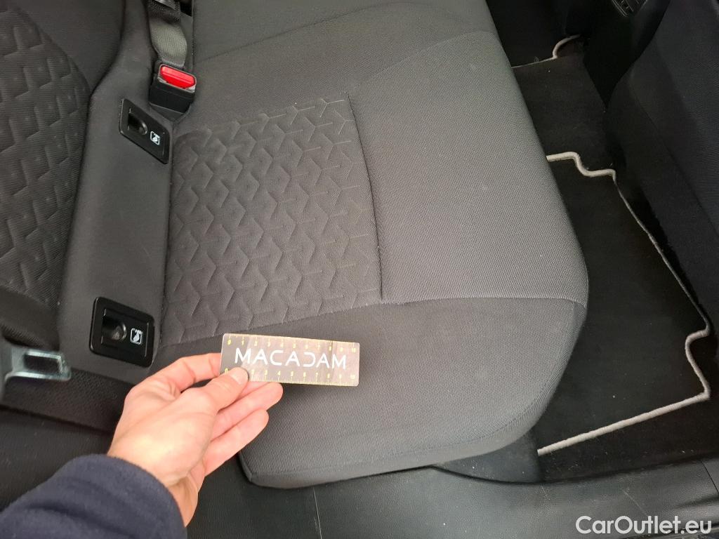  Toyota  Corolla TOYOTA  Touring Sports / 2018 / 5P / Break Hybride 122h Dynamic Business Stage Acad #18