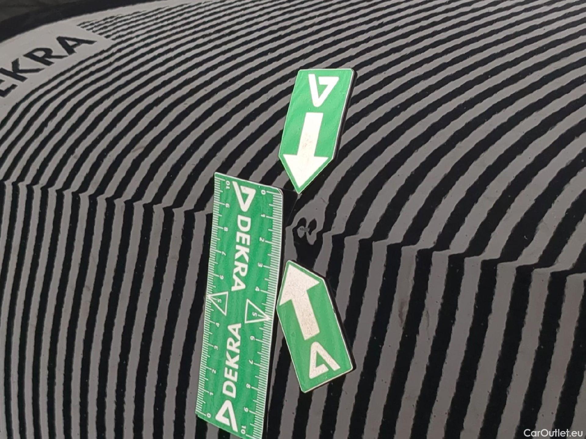  Audi  A4  Avant 30 TDI Business Line 2.0 TDI 135CV BVA7 E6d #16