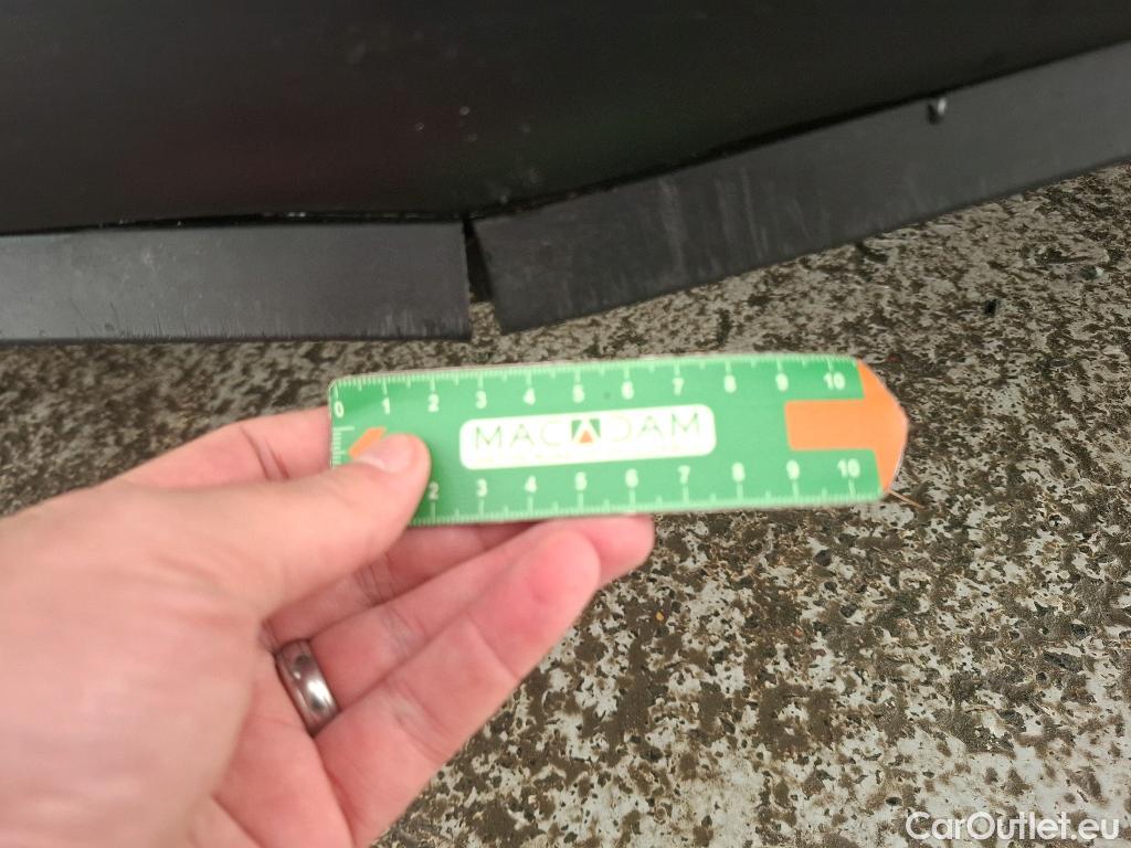  Citroen  C3  Max 1.2 PureTech 80CV BVM5 6E #8