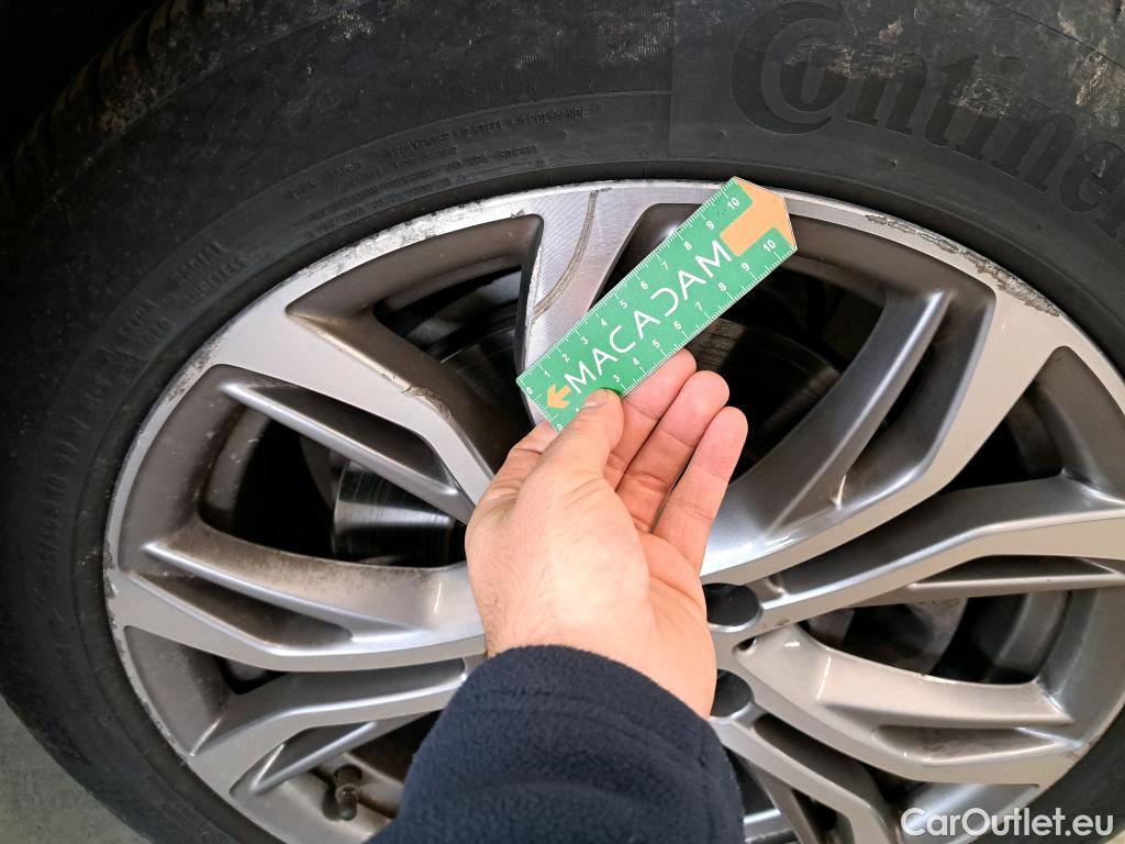  Bmw  X1 BMW  / 2019 / 5P / SUV xDrive25e Business Design BVA6 #8