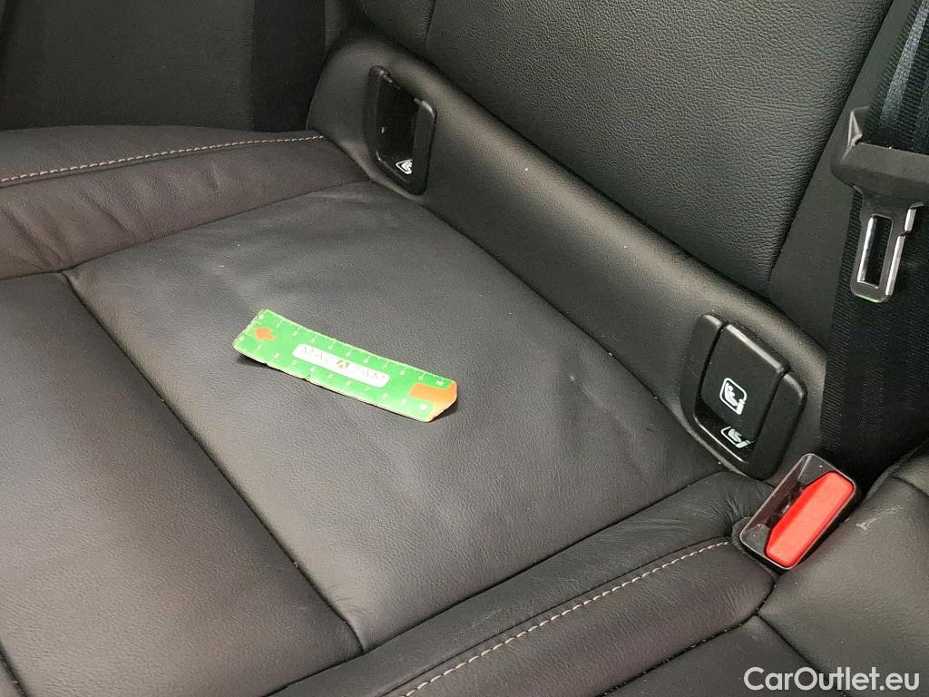  Volvo  XC 40 VOLVO XC40 / 2022 / 5P / SUV Recharge T4 211 DCT7 Start #24