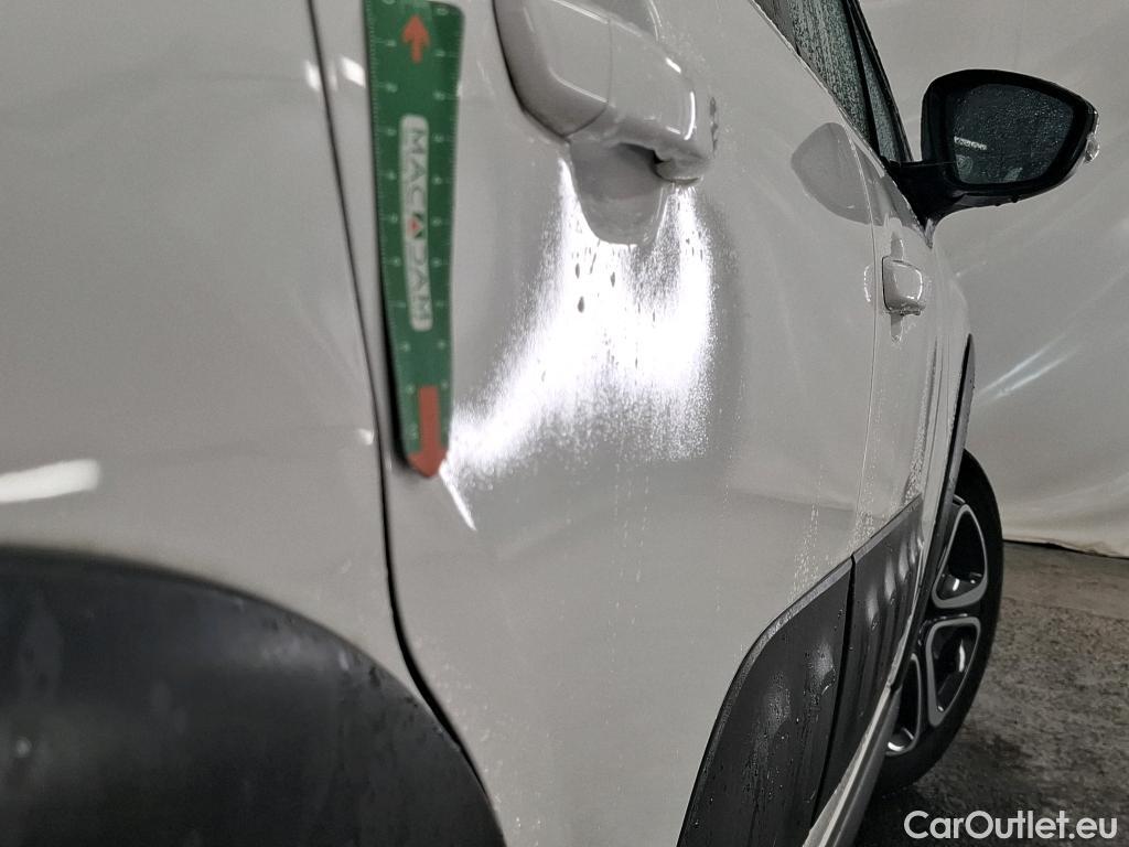  Citroen  C3  Shine 1.2 PureTech 110CV BVA6 E6d #2