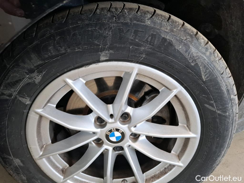  Bmw  Serie 3 BMW Série 3 Berline  2018  4P  Berline 320d 190ch Business Design BVA8 #13