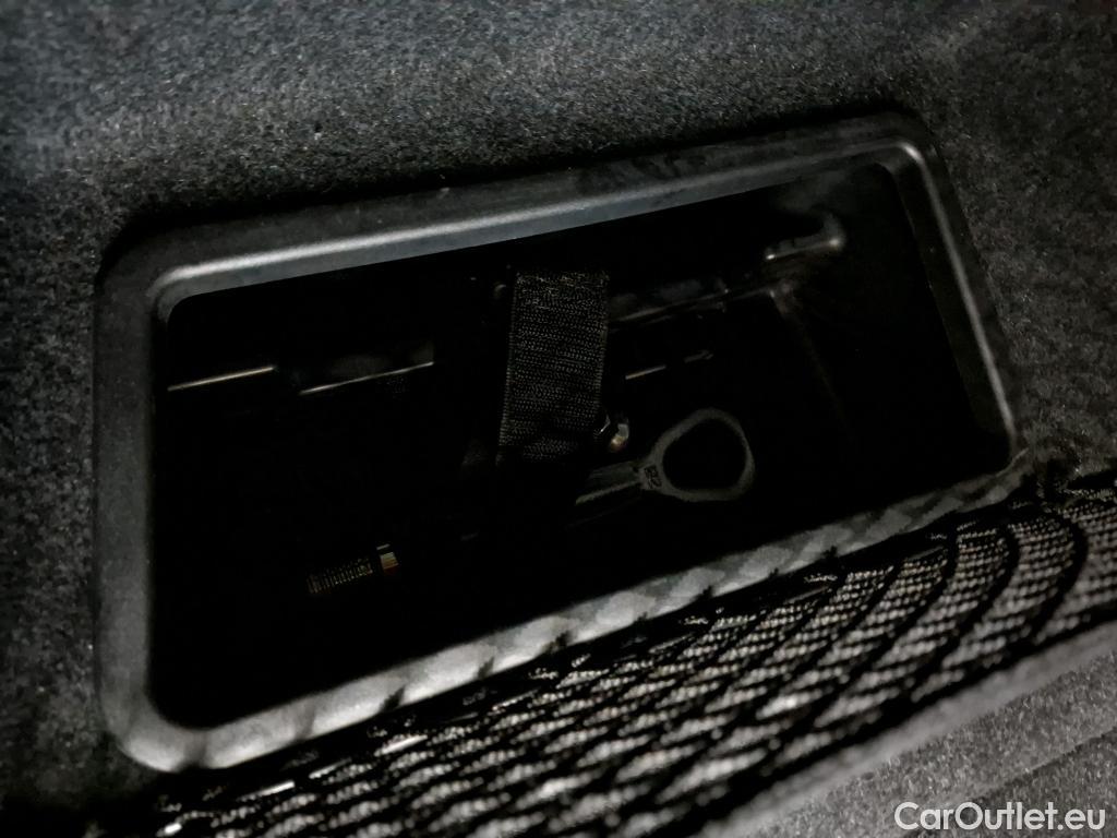  Bmw  Serie 3 BMW Série 3 Berline  2018  4P  Berline 320d 190ch Business Design BVA8 #10